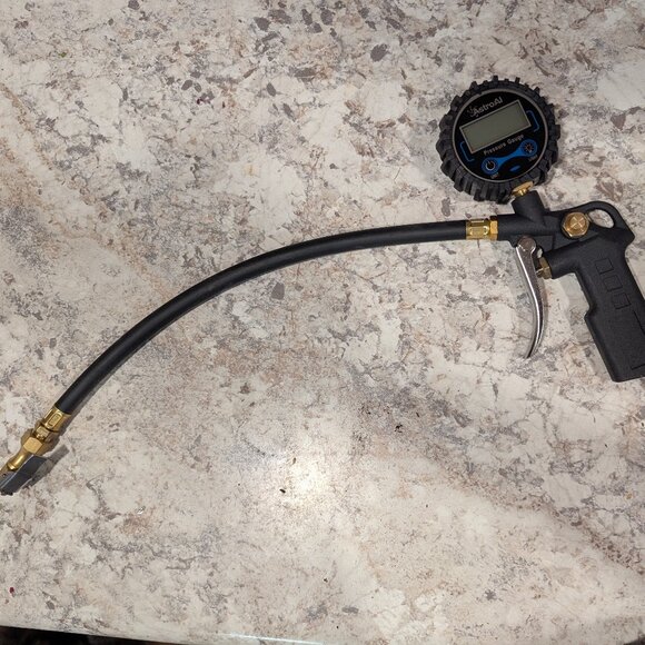 AstroAi 250 PSI Tire Inflator Gauge - Picture 2 of 3